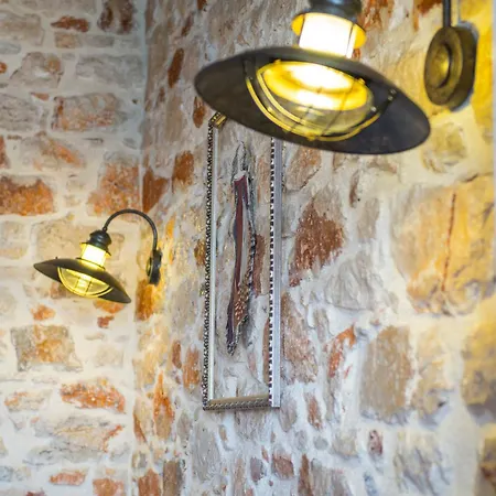 Ferienhaus Halkis Muses