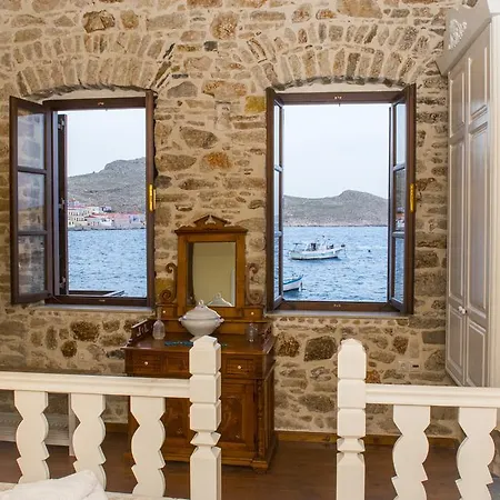 Tatil Evi Halkis Muses