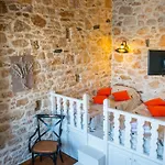 Halkis Muses Nyaraló