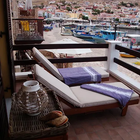 Holiday home Halkis Muses