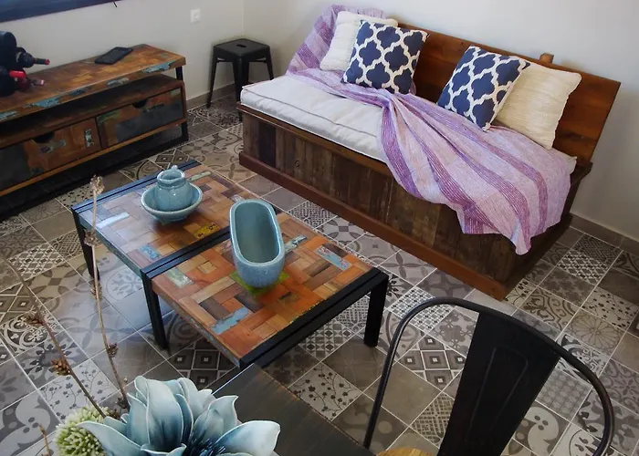 Tatil Evi Halkis Muses *