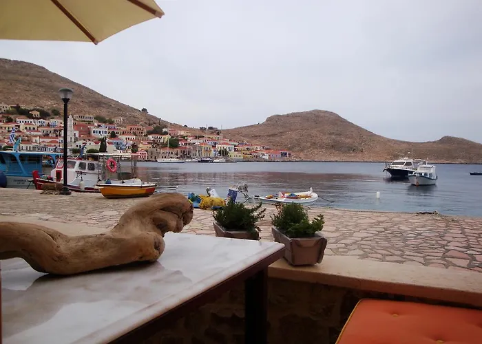 Tatil Evi Halkis Muses