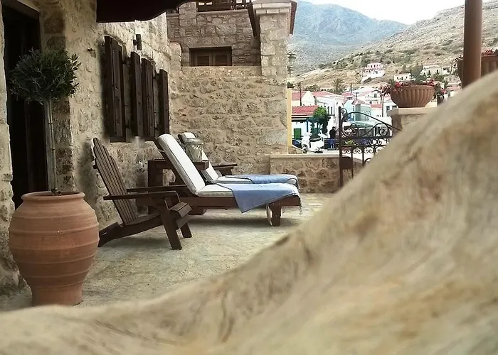 Сasa de vacaciones Halkis Muses Chalki Town