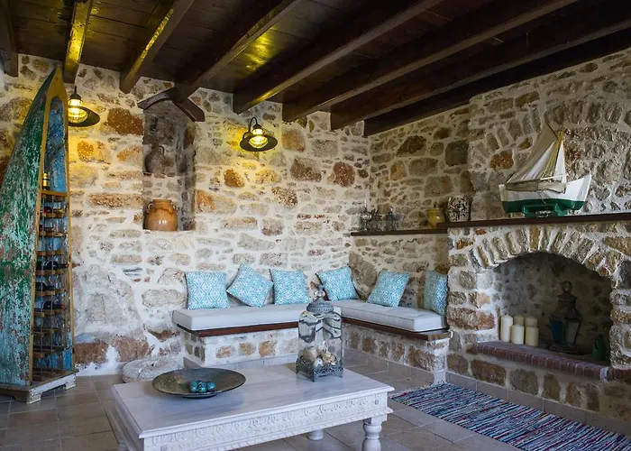 Сasa de vacaciones Halkis Muses Chalki Town