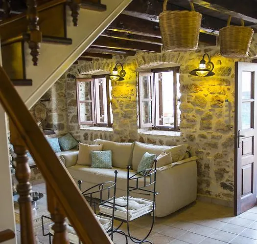 Сasa de vacaciones Halkis Muses Chalki Town