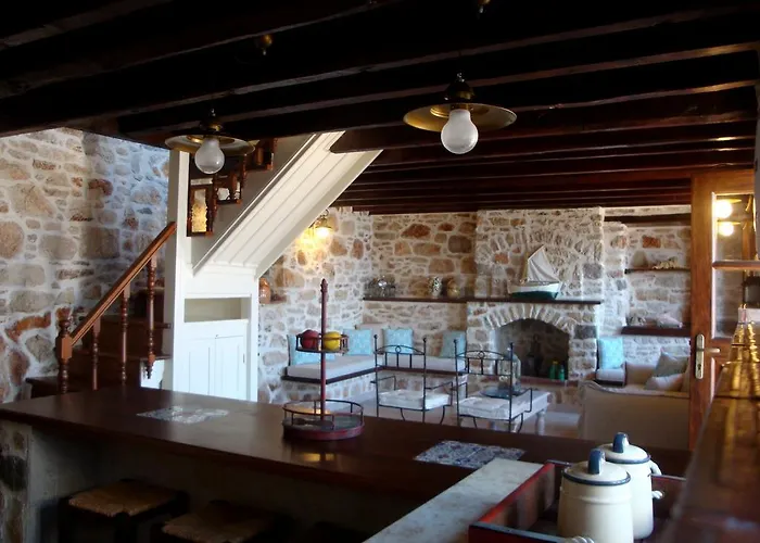 Tatil Evi Halkis Muses