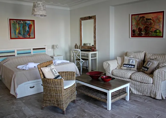 Halkis Muses Tatil Evi